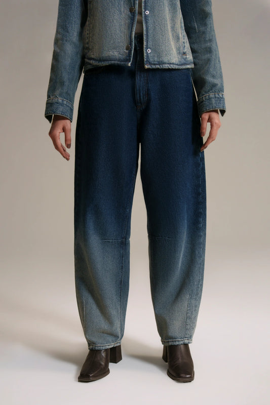 Barrel Fit Jeans