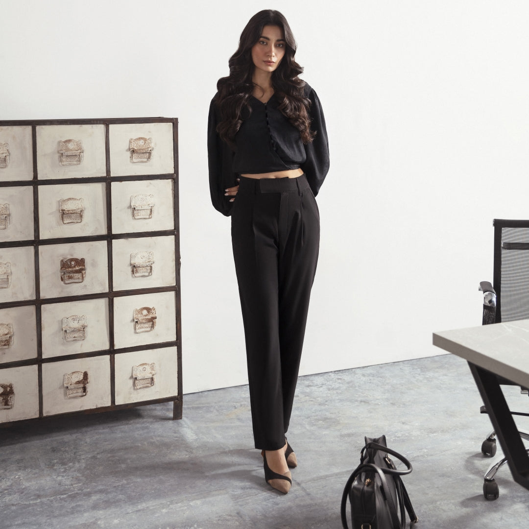 Fashion Diaries: Styling R-Corporate Pants for the Perfect Office Showstopper!