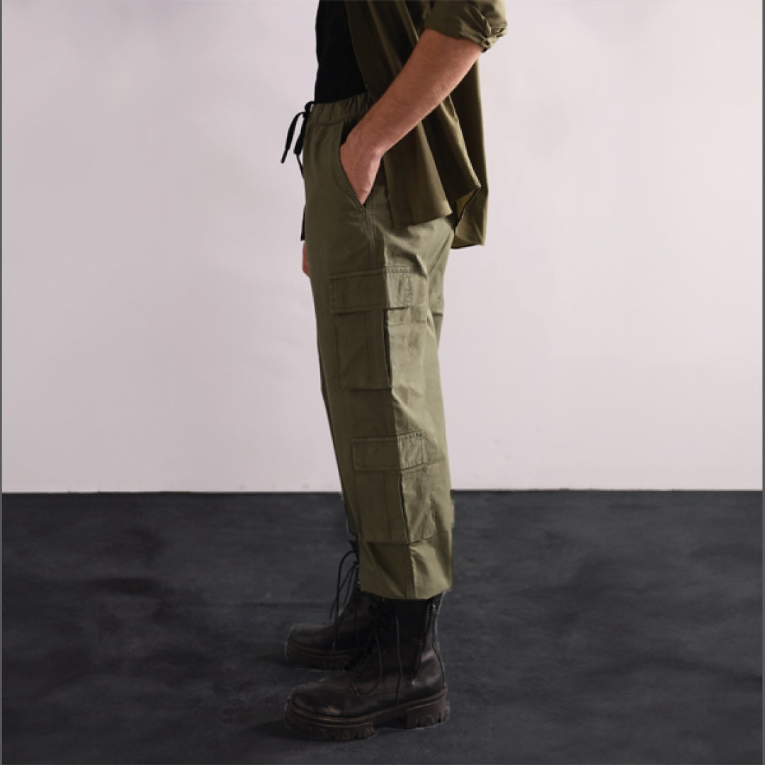 Fashion Diaries: Safari 1.0 - The Style Companion For Every Guy’s Escapade!
