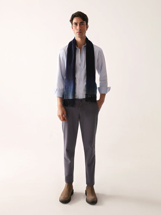 بنطال تشينو رمادي بقصّة Slim Fit