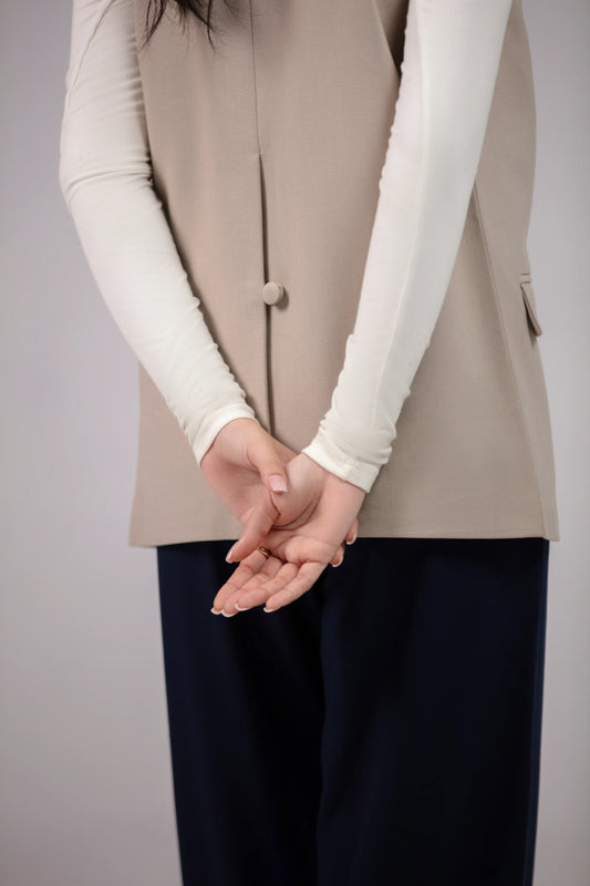 Women's Sleeveless Blazer