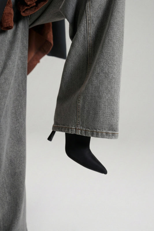 Straight Fit Jeans - Grey