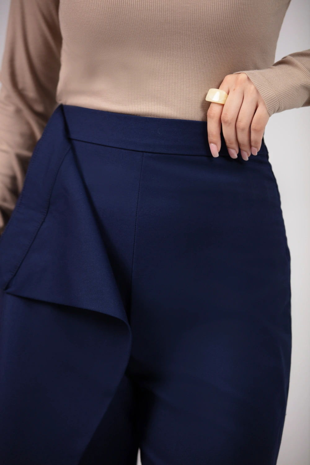 Cross Wrap Pants-thumbmail-4