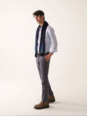 بنطال تشينو رمادي بقصّة Slim Fit
