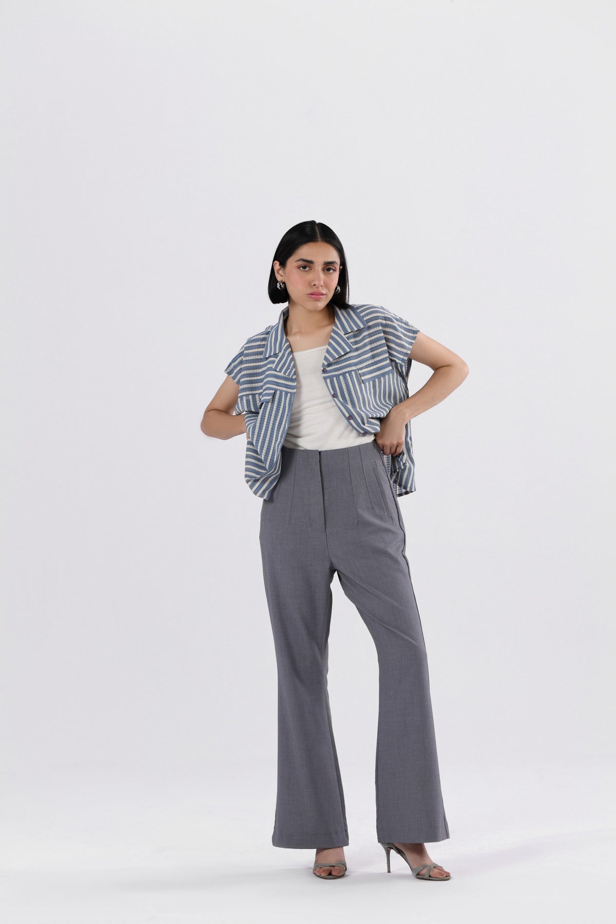 BeltlessBootcutPants-Grey
