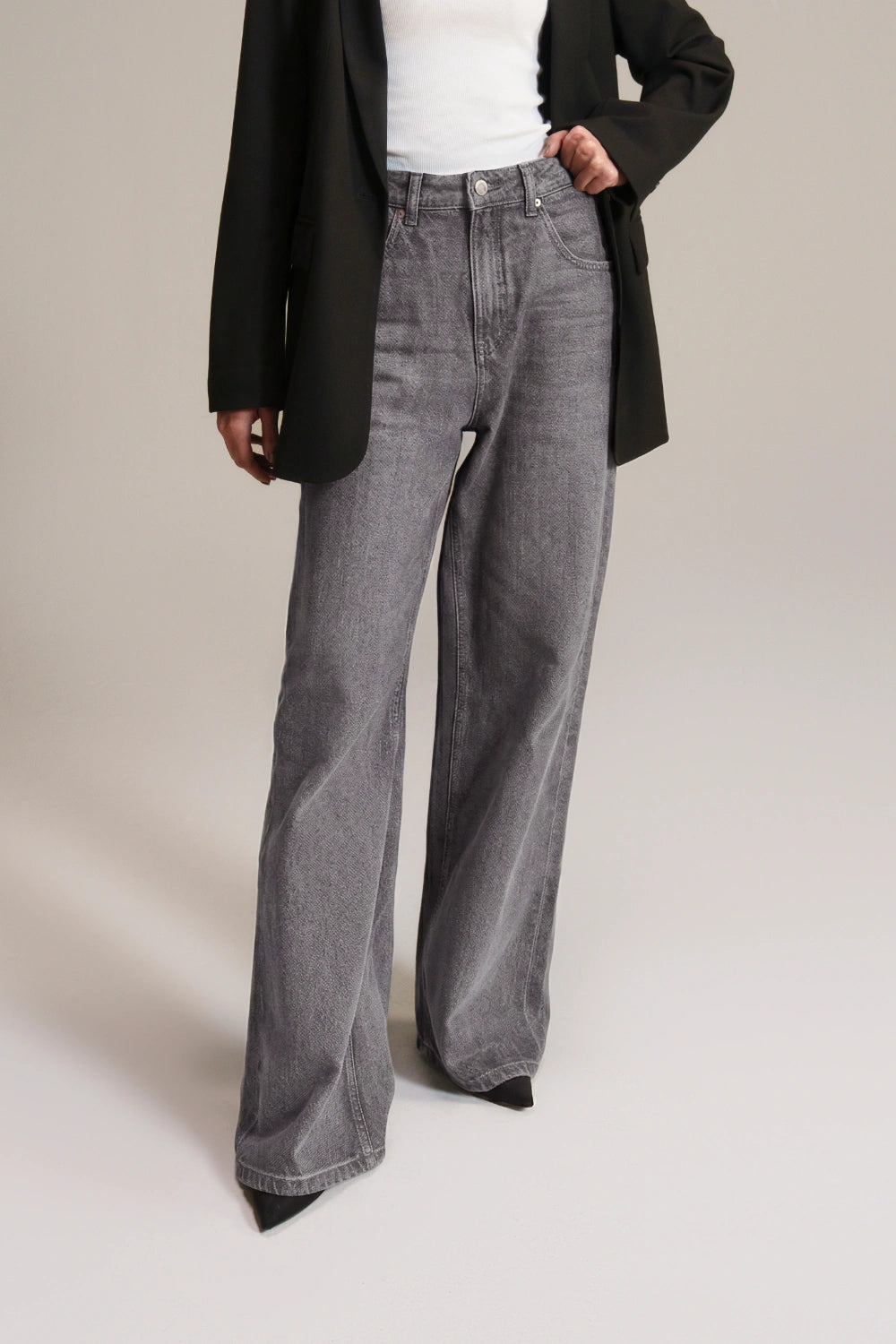 Straight Fit Jeans - Grey