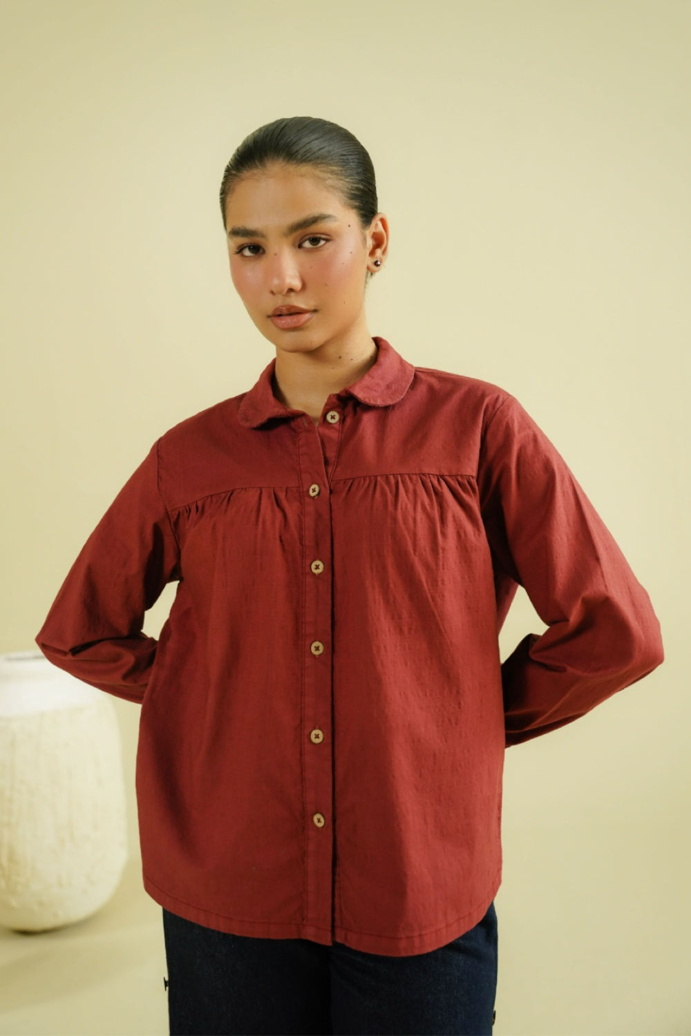 GATHERED TOP - MAROON