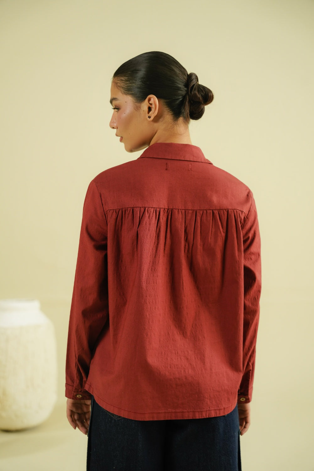 GATHERED TOP - MAROON