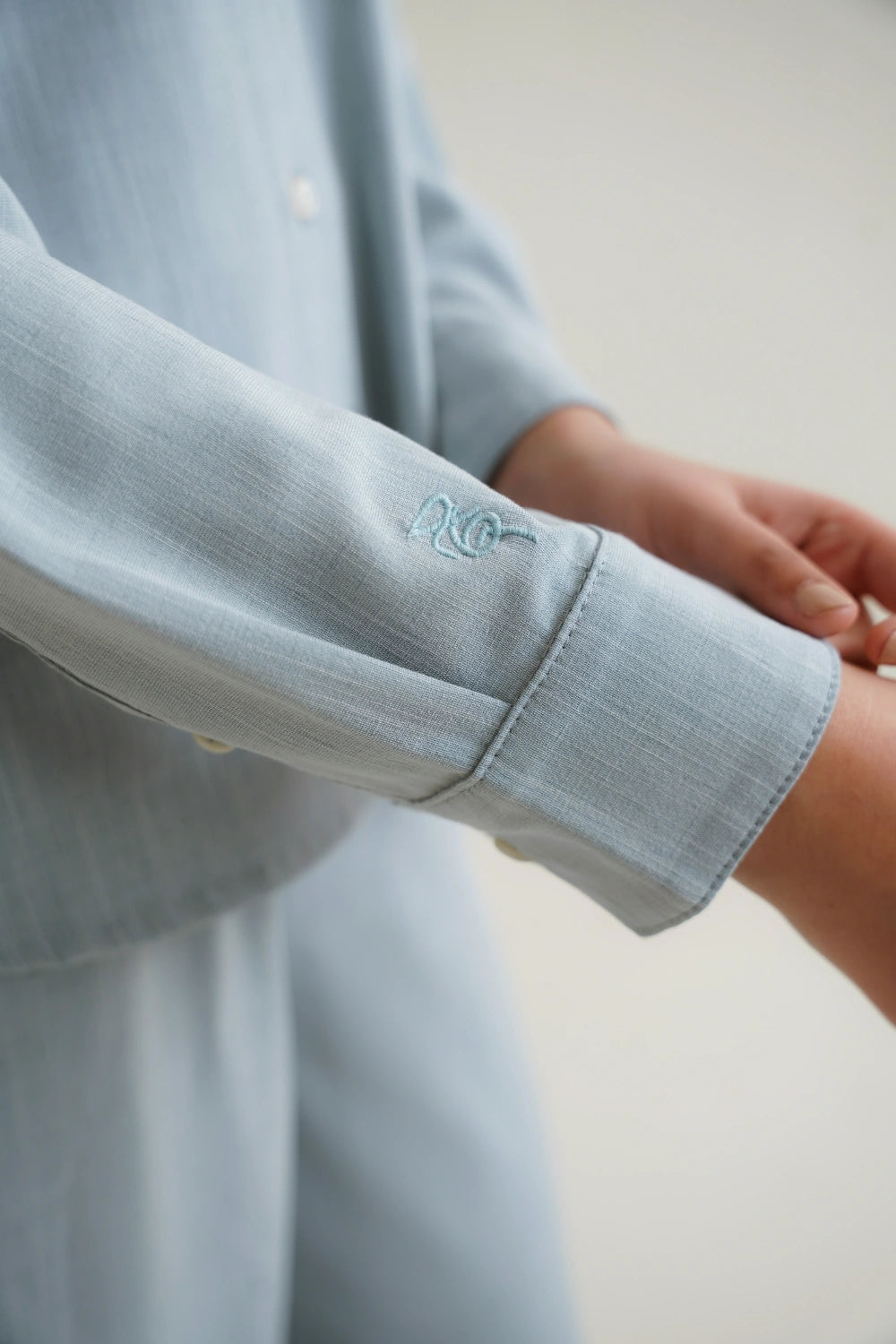 Relaxed Fit Button Down Shirt-thumbmail-4