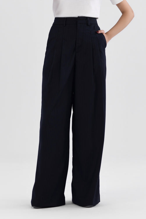 Pinstripes Pleated Wide Leg Pants - XL Size