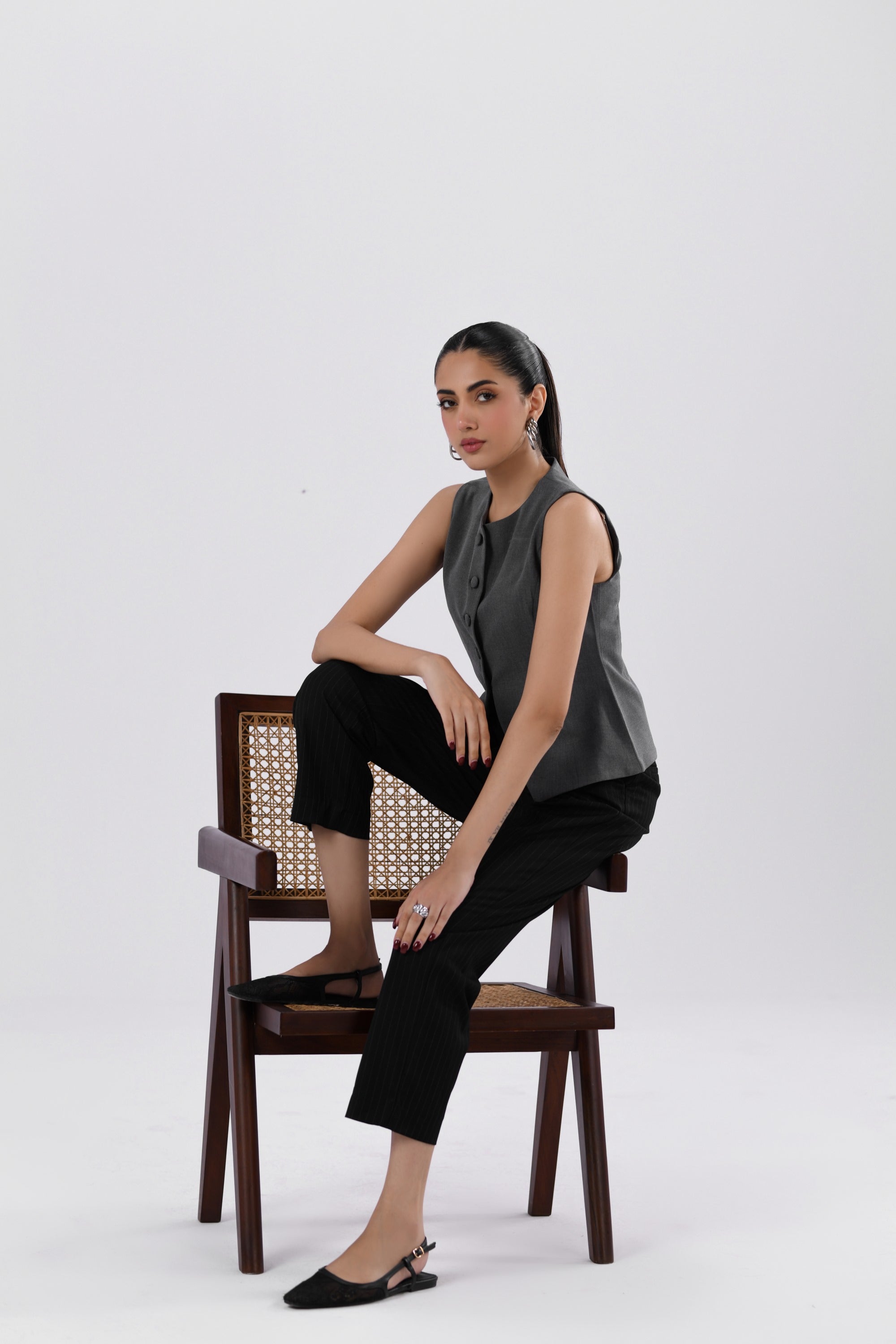 Pinstripes Pleated Tapered Pants