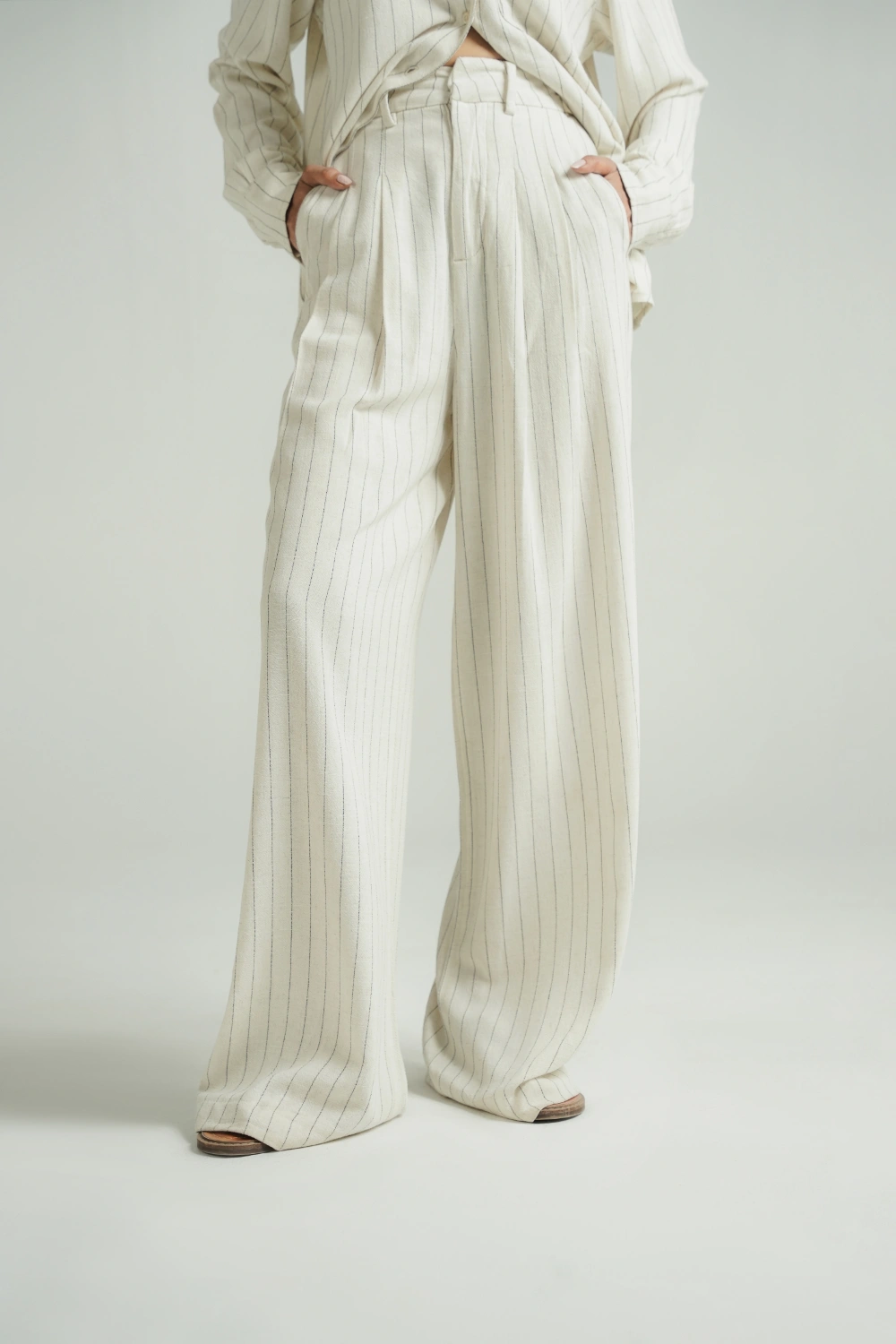 The Chic Set-thumbmail-6