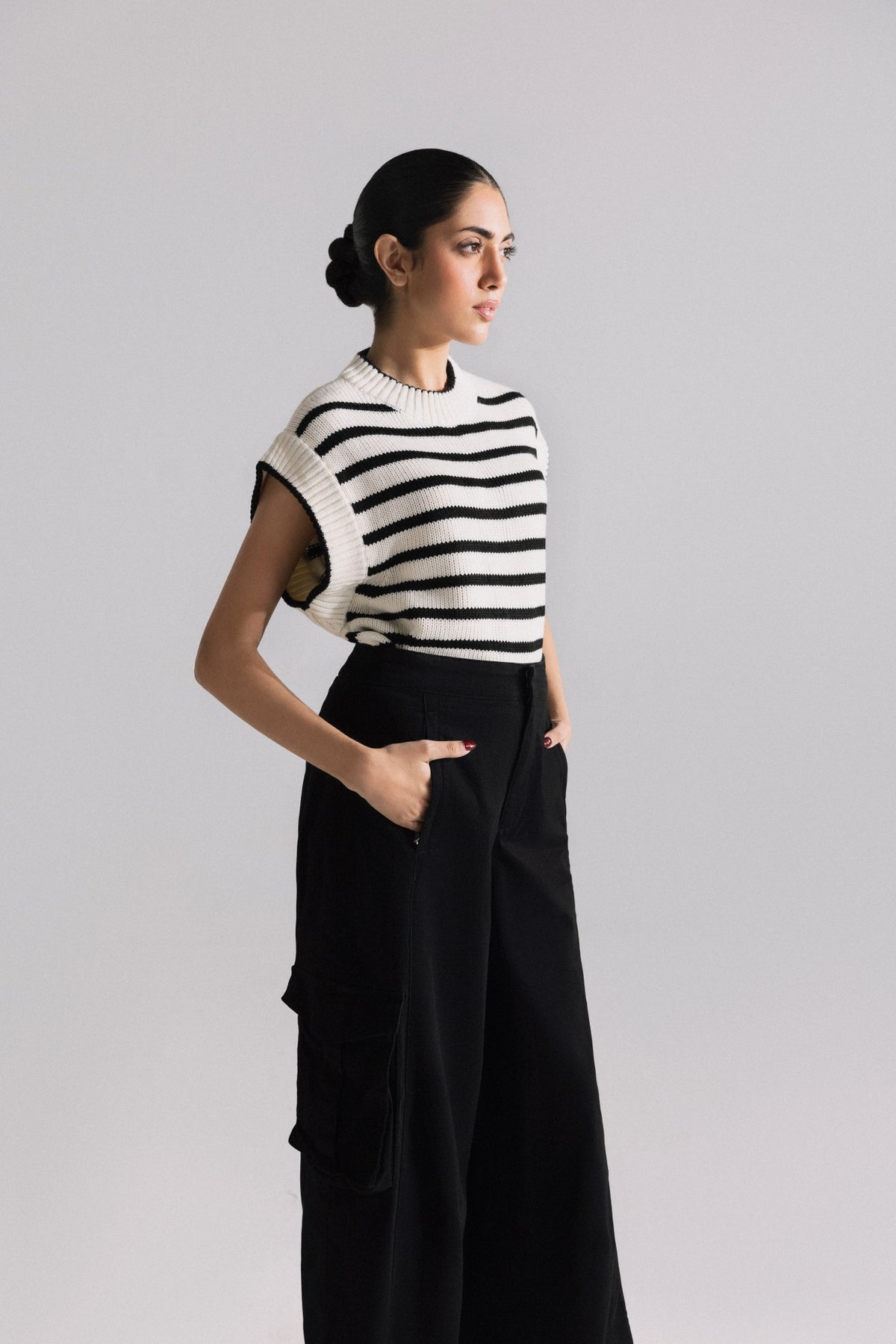 Ultra Wide Leg Pants-thumbmail-4