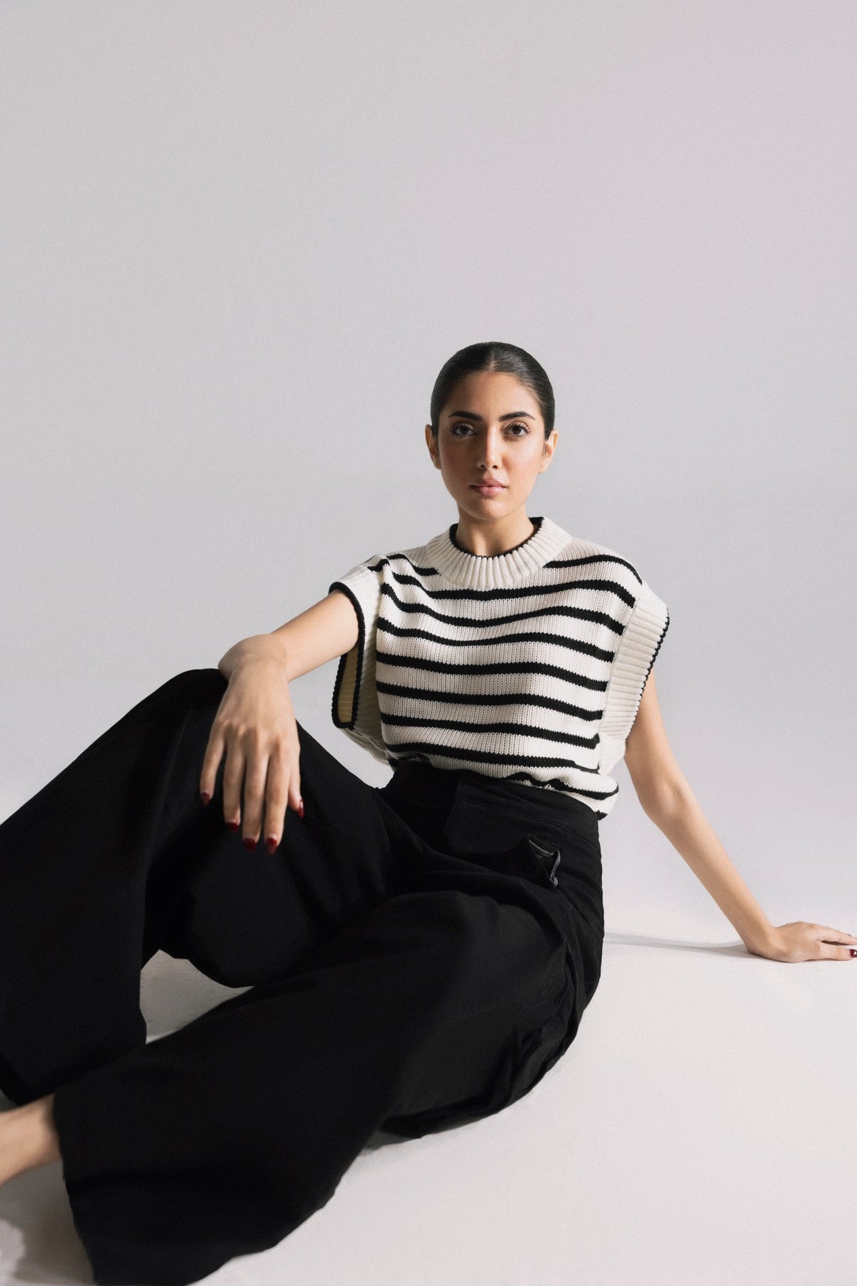 Ultra Wide Leg Pants-thumbmail-5